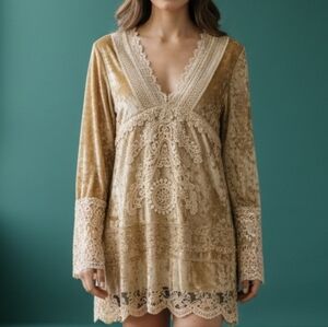 PASSION CONCEPT Crushed Velour Metallic Gold Lace Pearl Castlecore Tunic